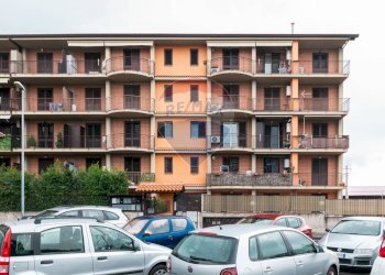 Edificio all\'aperto - Quadrilocale VIA EMANUELE MACRI
 
4, Acireale - foto 3