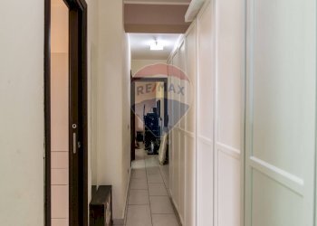 Hall / corridoio - Quadrilocale VIA EMANUELE MACRI
 
4, Acireale - foto 19