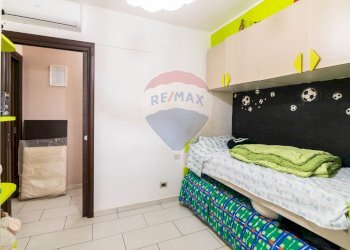 Camera / camera da letto - Quadrilocale VIA EMANUELE MACRI
 
4, Acireale - foto 24