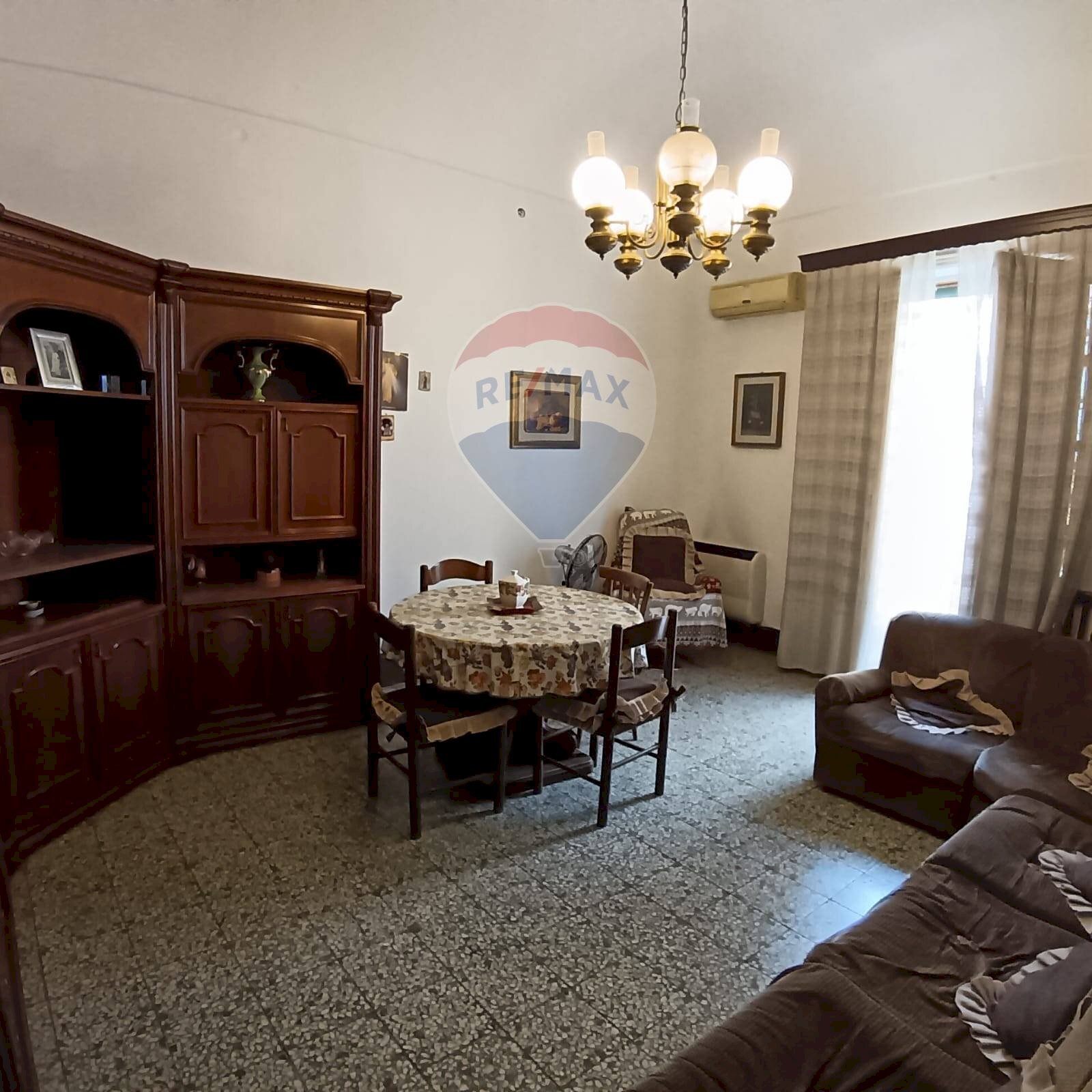 Sala da pranzo - Independent house via sant'antonino
 
74, Adrano - photo 3