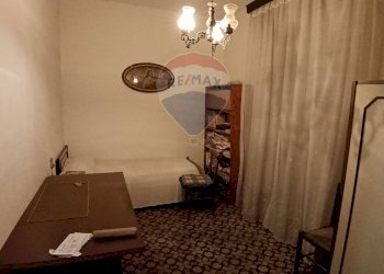 Hall / corridoio - Casa indipendente via sant'antonino
 
74, Adrano - foto 9