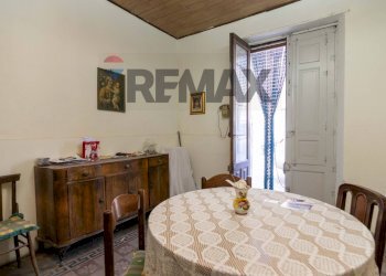 Sala da pranzo - Independent house via sant'antonino
 
74, Adrano - photo 17