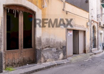 Edificio all\'aperto - Independent house via sant'antonino
 
74, Adrano - photo 26
