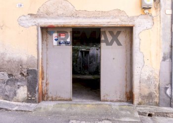 Edificio all\'aperto - Independent house via sant'antonino
 
74, Adrano - photo 27