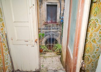 Hall / corridoio - Casa indipendente Via Cona
 
8, Caltagirone - foto 13