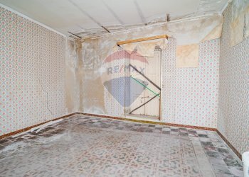 Stanza vuota - Casa indipendente Via Cona
 
8, Caltagirone - foto 15