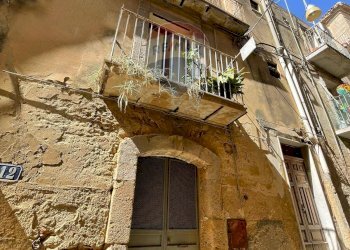 Casa all\'aperto - Casa indipendente Via Cona
 
8, Caltagirone - foto 17