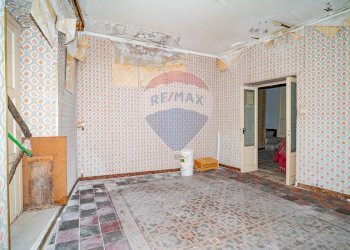 Stanza vuota - Casa indipendente Via Cona
 
8, Caltagirone - foto 18