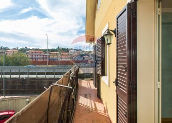 Balcone - Casa semi indipendente Via Emanuela Setticarraro
 
59, Belpasso - foto 17