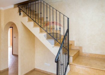 Scale - Casa semi indipendente Via Emanuela Setticarraro
 
59, Belpasso - foto 25