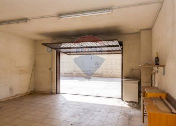 Parcheggio - Casa semi indipendente Via Emanuela Setticarraro
 
59, Belpasso - foto 41