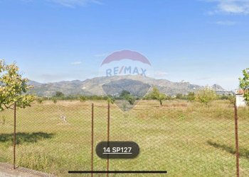 Vista delle montagne - Terreno agricolo via San Marco
 
127, Calatabiano - foto 1
