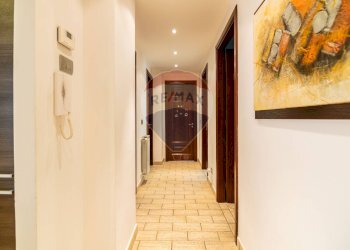 Hall / corridoio - Appartamento Via Benedetto Croce
 
34, Catania - foto 12