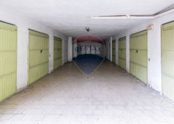 Parcheggio - Appartamento Via Benedetto Croce
 
34, Catania - foto 25