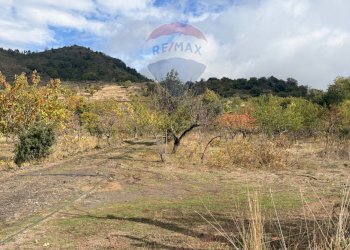 Vista delle montagne - Rustico Contrada San Leo
 
snc, Belpasso - foto 12