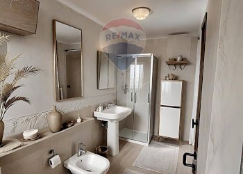 RENDERING Bagno - Villa Via Marina Santa Teresa
 
28, Maratea - foto 25