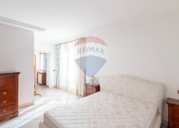 Camera / camera da letto - Apartment Via Aurelio Bosco Lucarelli, Nocera Inferiore - photo 12