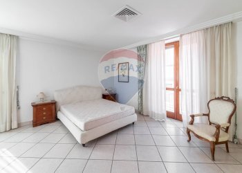 Camera / camera da letto - Apartment Via Aurelio Bosco Lucarelli, Nocera Inferiore - photo 14