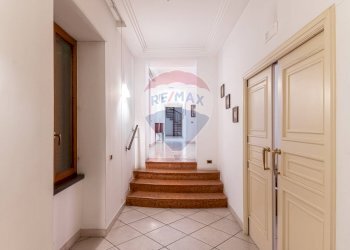 Hall / corridoio - Apartment Via Aurelio Bosco Lucarelli, Nocera Inferiore - photo 18