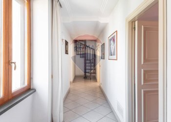 Hall / corridoio - Apartment Via Aurelio Bosco Lucarelli, Nocera Inferiore - photo 19