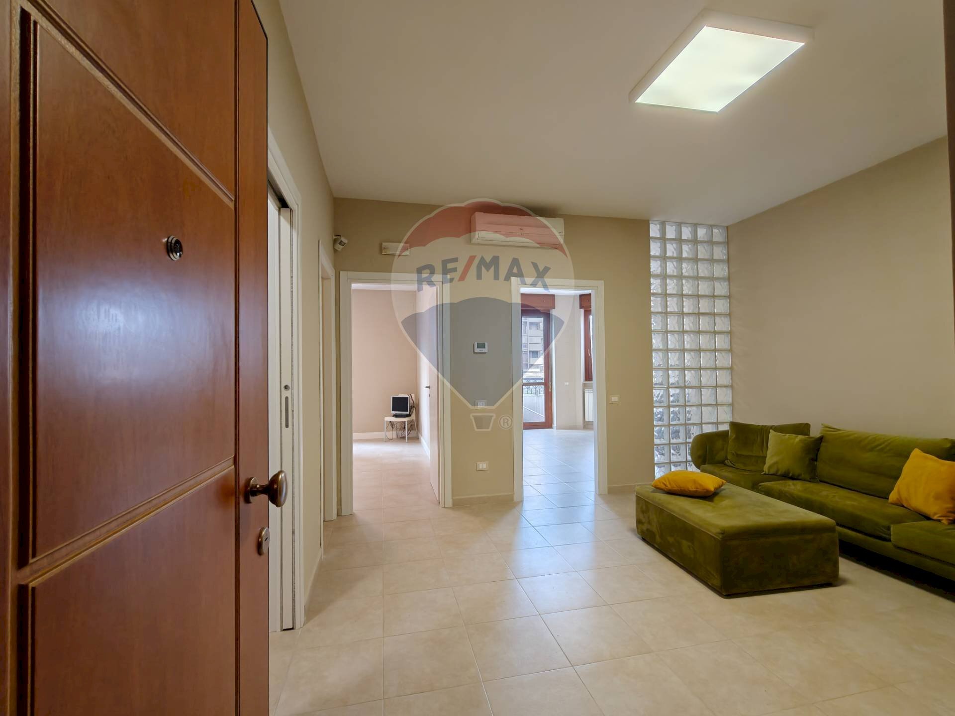 Soggiorno - Ufficio Via Antonio Gramsci
 
107, Foggia - foto 2