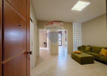 Soggiorno - Ufficio Via Antonio Gramsci
 
107, Foggia - foto 2