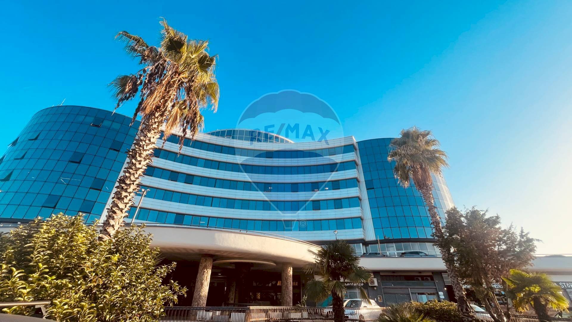 Edificio all\'aperto - Commercial Premises Casalnuovo di Napoli - photo 1