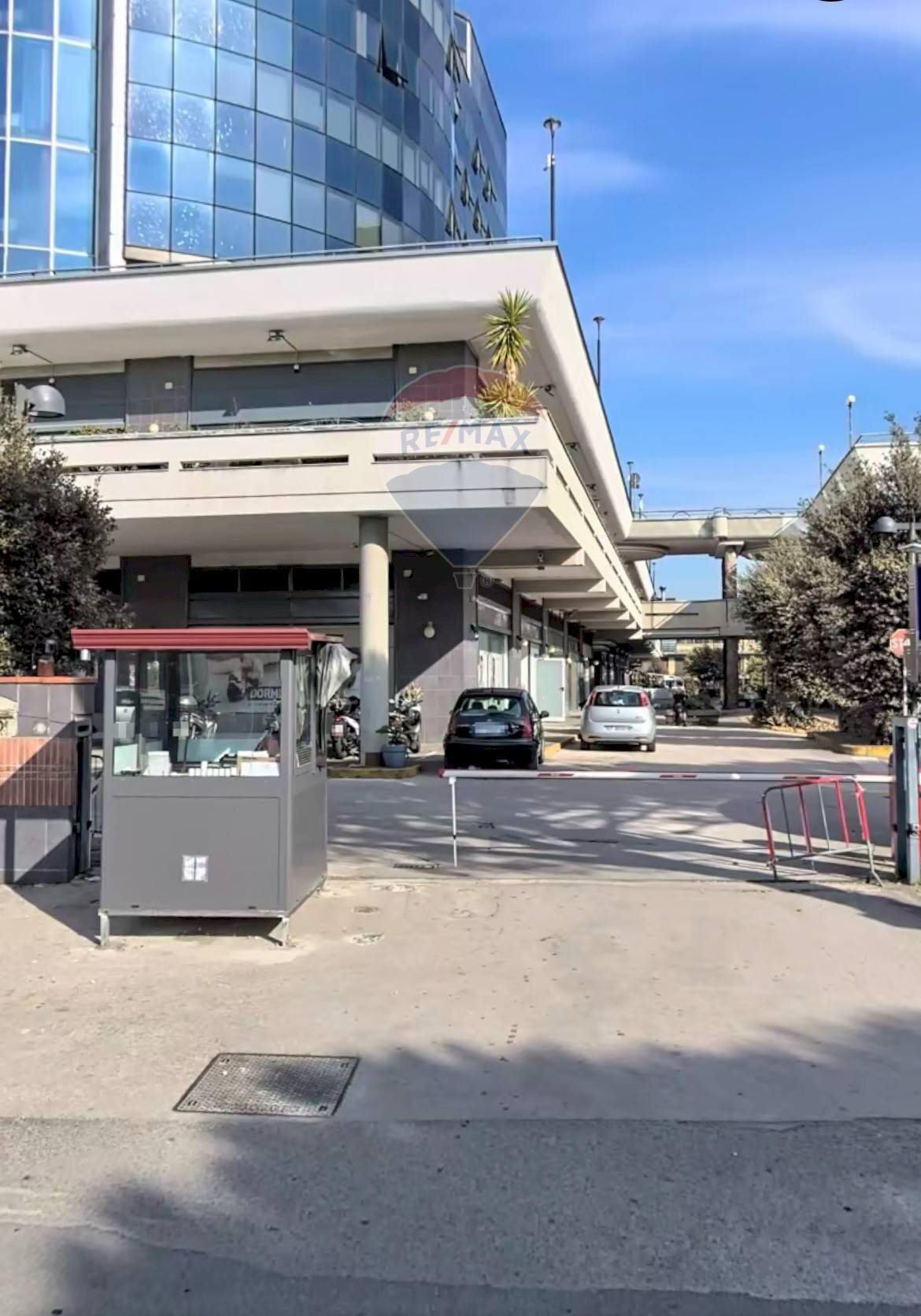 Edificio all\'aperto - Commercial Premises Casalnuovo di Napoli - photo 3