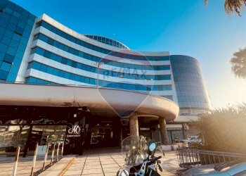 Edificio all\'aperto - Locale Commerciale Casalnuovo di Napoli - foto 5