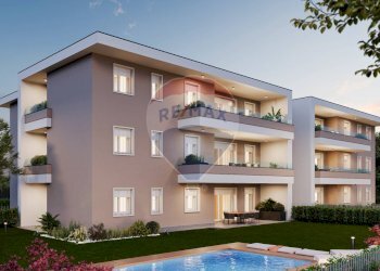 Edificio all\'aperto - Quadrilocale via luigi nono, Cornate d'Adda - foto 2