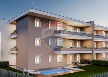 Edificio all\'aperto - Quadrilocale via luigi nono, Cornate d'Adda - foto 4