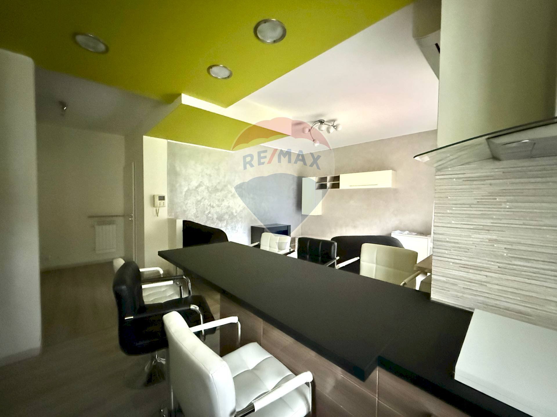 Ufficio - Trilocale Via Angelo Gotti
 
1, Villa d'Almè - foto 3