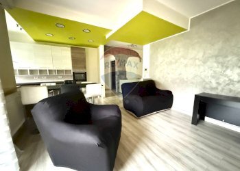 Soggiorno - Trilocale Via Angelo Gotti
 
1, Villa d'Almè - foto 4