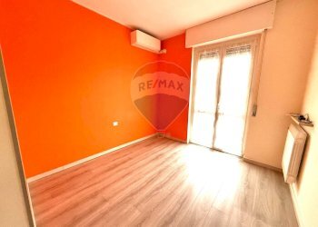 Stanza vuota - Trilocale Via Angelo Gotti
 
1, Villa d'Almè - foto 12