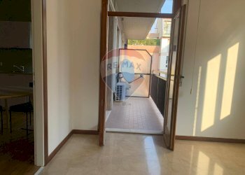 Hall / corridoio - Bilocale Via Clara Maffei
 
11, Bergamo - foto 12