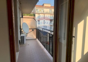 Balcone - Bilocale Via Clara Maffei
 
11, Bergamo - foto 11