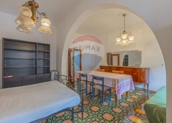 Sala da pranzo - Appartamento Via Maurizio Zanfarino
 
39, Sassari - foto 28