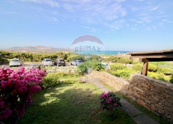 Giardino - Trilocale Via Cala Sabina
 
42, Stintino - foto 3