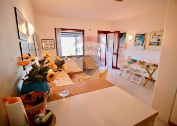 Sala da pranzo - Trilocale Via Cala Sabina
 
42, Stintino - foto 11