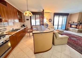 Cucina - Quadrilocale Vicolo Trieste
 
25, Fombio - foto 4