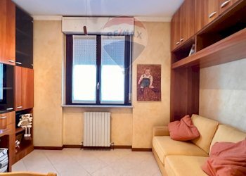 cameretta - Quadrilocale Vicolo Trieste
 
25, Fombio - foto 14