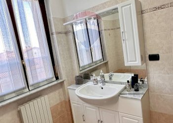 Bagno - Quadrilocale Vicolo Trieste
 
25, Fombio - foto 28