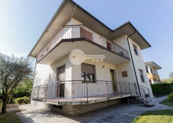 Foto 1 - Three-room apartment Via Vittorio Veneto
 
11, Mazzano - photo 1