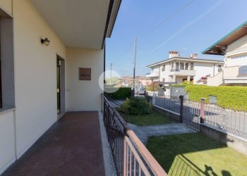 Foto 5 - Three-room apartment Via Vittorio Veneto
 
11, Mazzano - photo 5