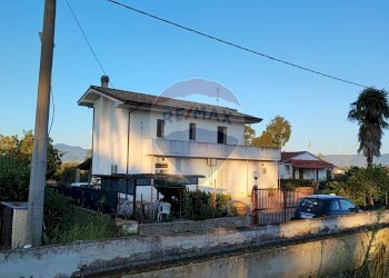 Casa all\'aperto - Independent house Sessa Aurunca - photo 1