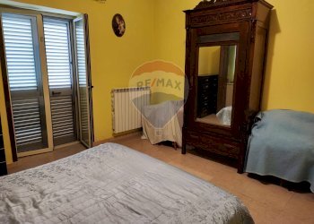 Camera / camera da letto - Independent house Sessa Aurunca - photo 35