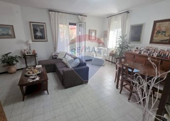 Sala da pranzo - Casa semi indipendente VIA FAUSTO COPPI
 
5, Formia - foto 27