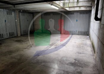 Foto 5 - Box VIA CERNOBYL
 
17, Nichelino - foto 5