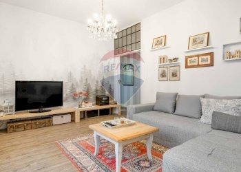 Soggiorno - Trilocale via San Carlo Borromeo
 
15, Cassano Magnago - foto 5