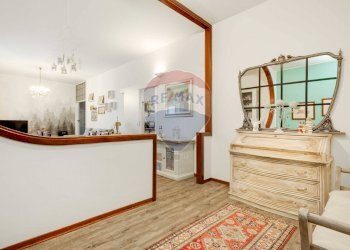 Soggiorno - Trilocale via San Carlo Borromeo
 
15, Cassano Magnago - foto 6